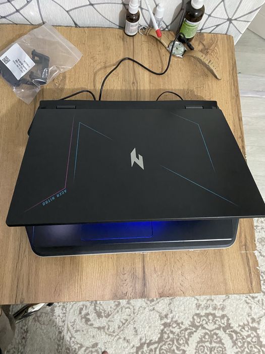 продам ноутбу Nitro 16