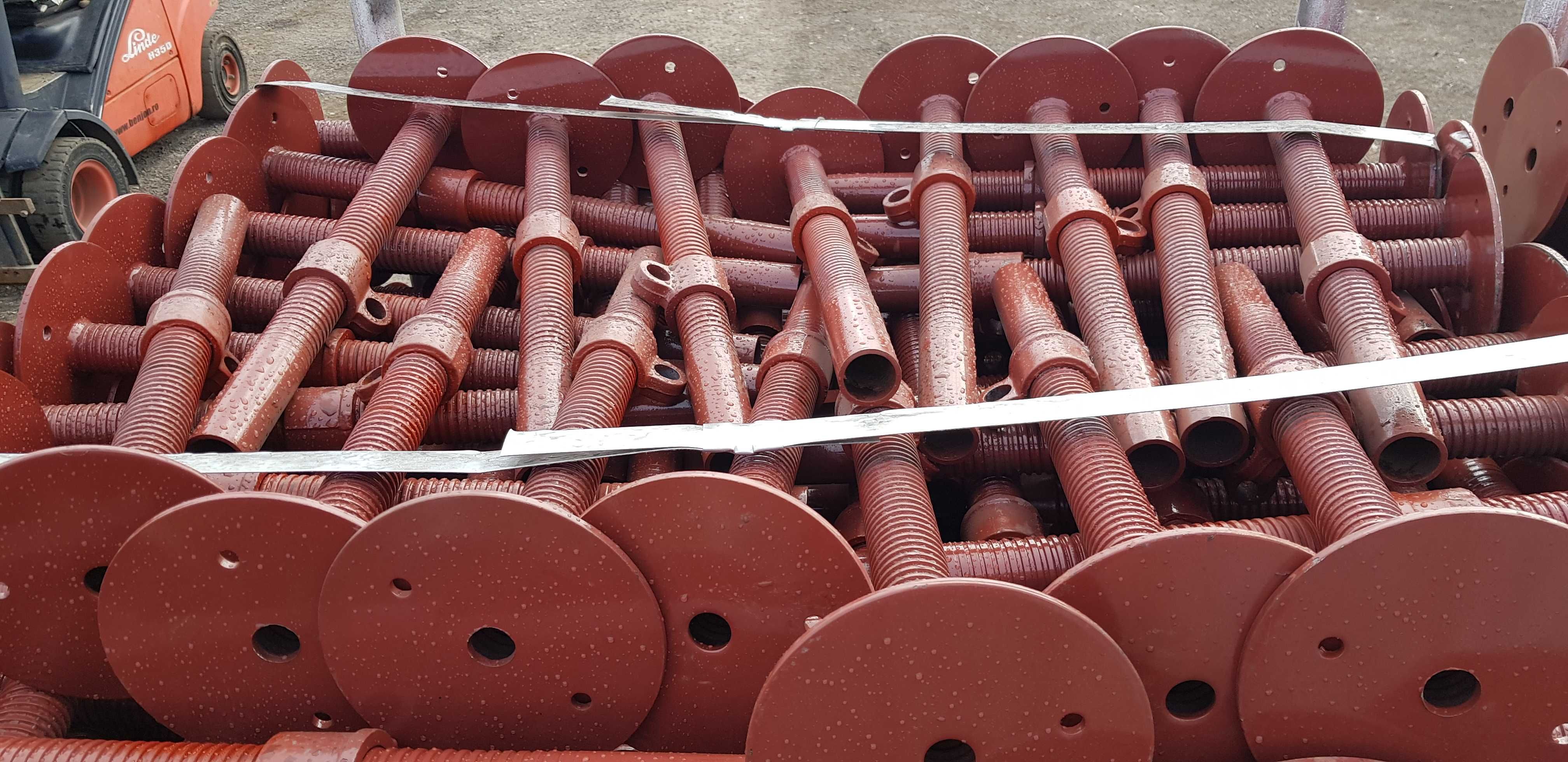 Vindem schela metalica de fatada model italian, schela NOUA de vanzare