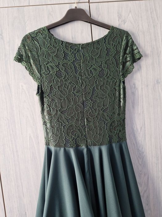 Rochie elegantă verde fusta asimetrica