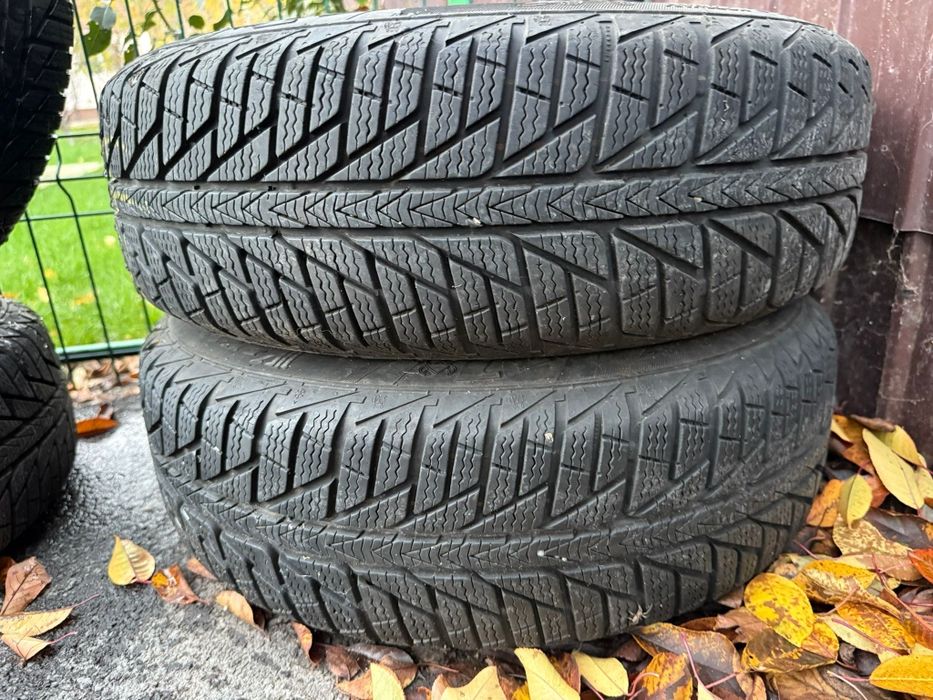 Roti complete iarnă 186 65 R15 Logan Sandero Doker