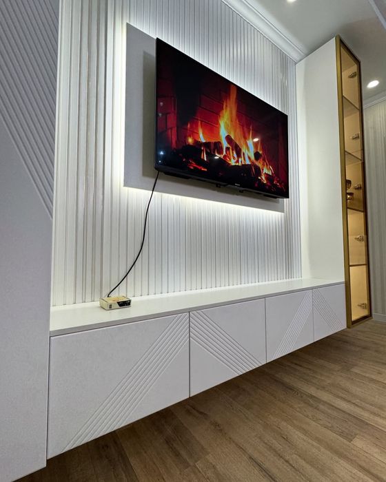 ТВ ЗОНА АКЦИЯ ПЕРО В ПОДАРОК. Гостиная зона зона телевизора