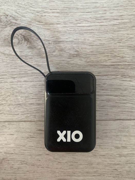 поуэрбанк,быстро заряжает,б/у,цена 3 000тг,зарятка айфона не работает