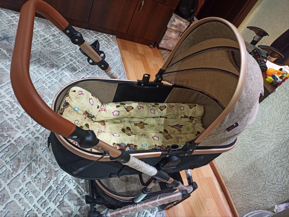 Детская коляска до 1-2 годиков