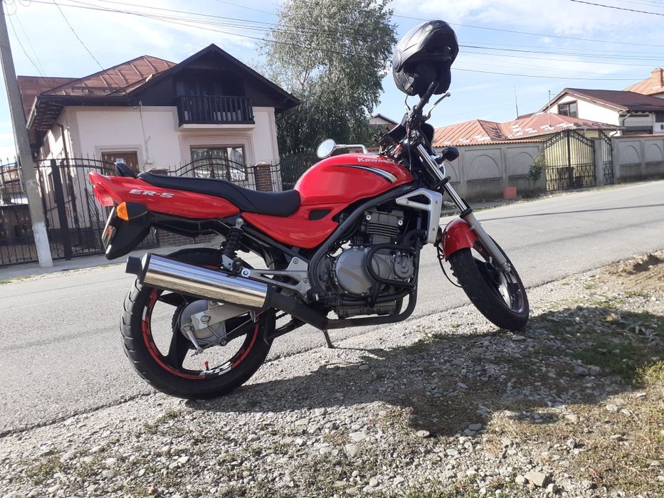 Se vinde kavasaki  er5 la doar 23 000 de km în creștere