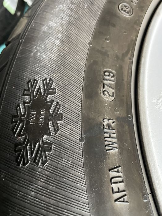 Джанти с Гуми 5х114.3R16/ET50