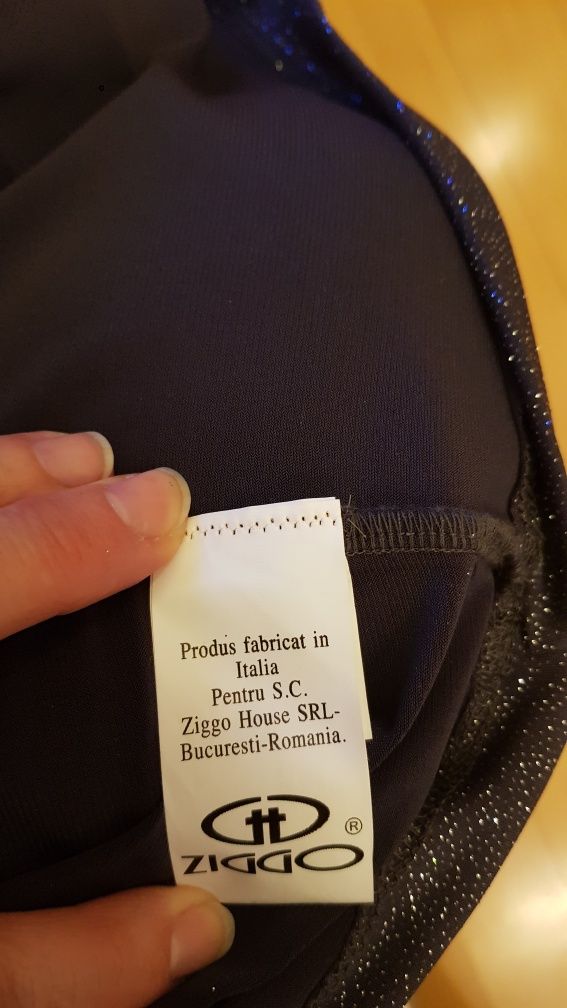Bluza sclipici "Cap de mort" ZIGGO cu eticheta