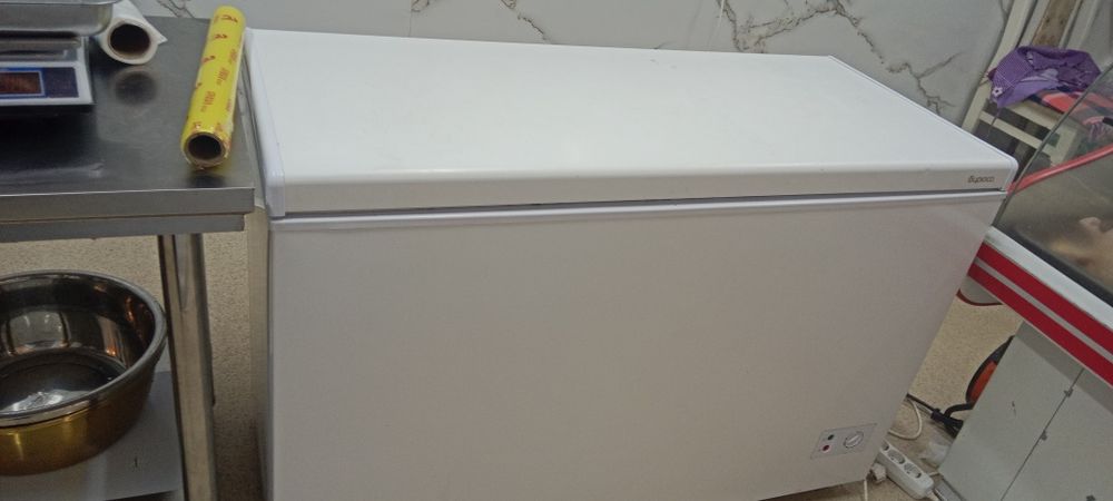 Срочно продам морозилник