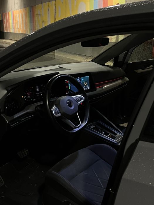 Volkswagen Golf 1.5 eTSI