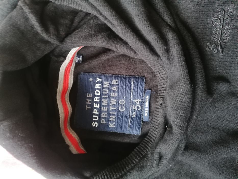 Vand Hanorac Superdry, marimea M , 70 ron , negociabil!