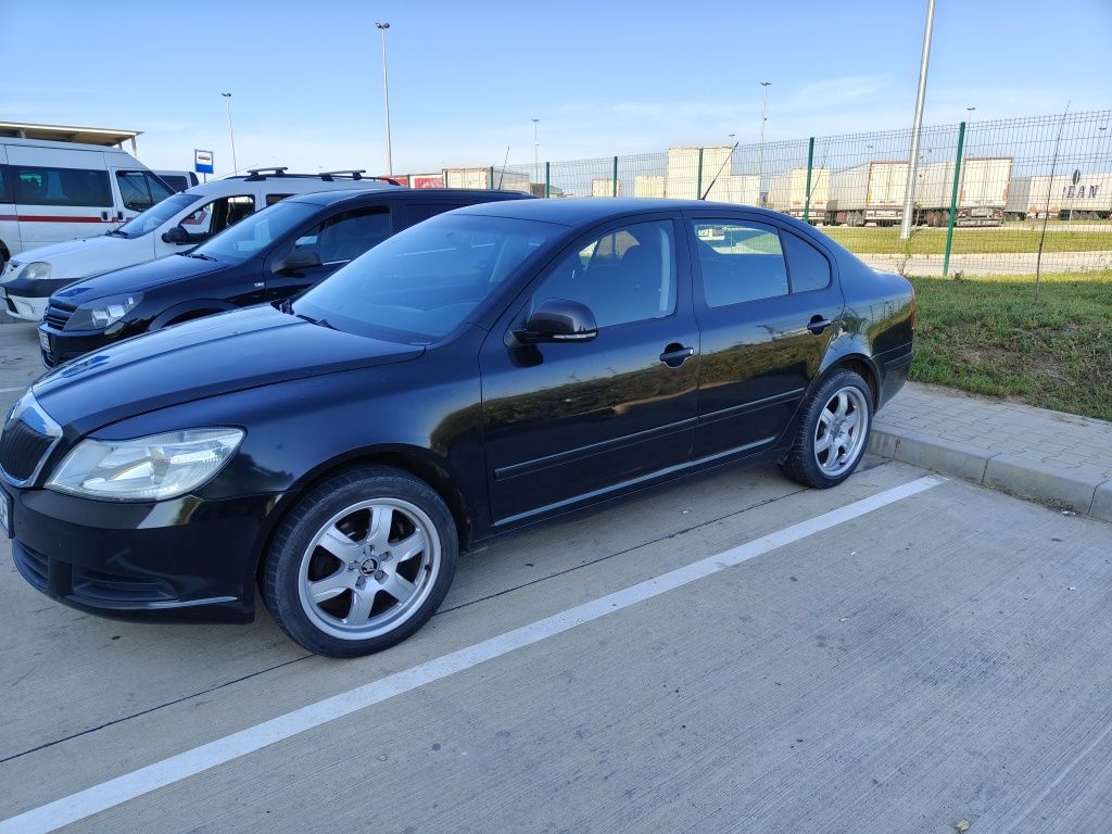 Vand/Schimb  Skoda octavia 1.6 Tdi 2011 euro 5