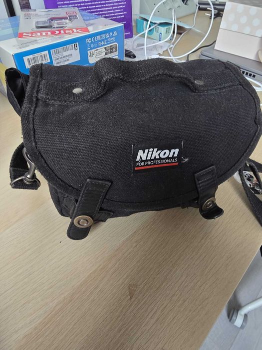 Nikon Coolpix B500 negru + geanta