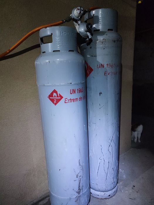 Centralina și doua butelii gaz