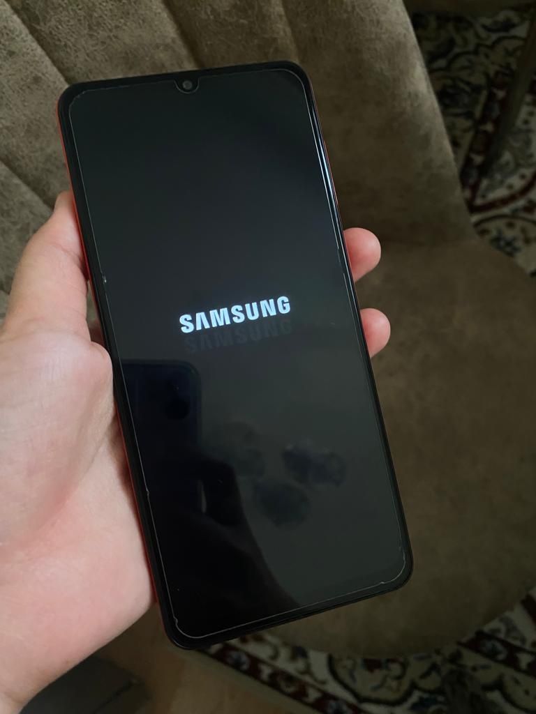 Samsung galaxy A02/красный