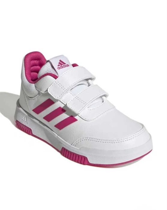 Нови с етикет Детски маратонки adidas - номер 34