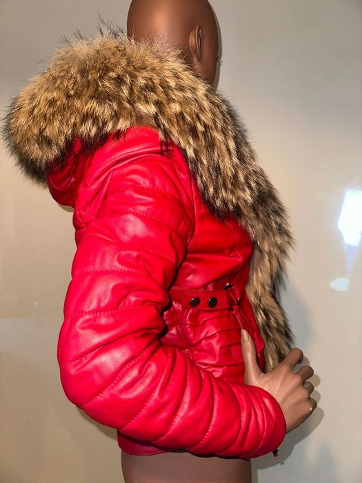 Geacă piele cu guler de vulpe