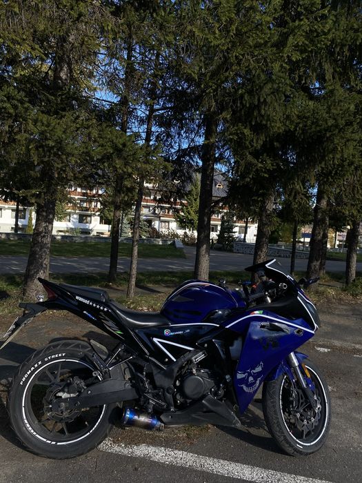 Honda cbr 125cc (luxxon x15 sport)