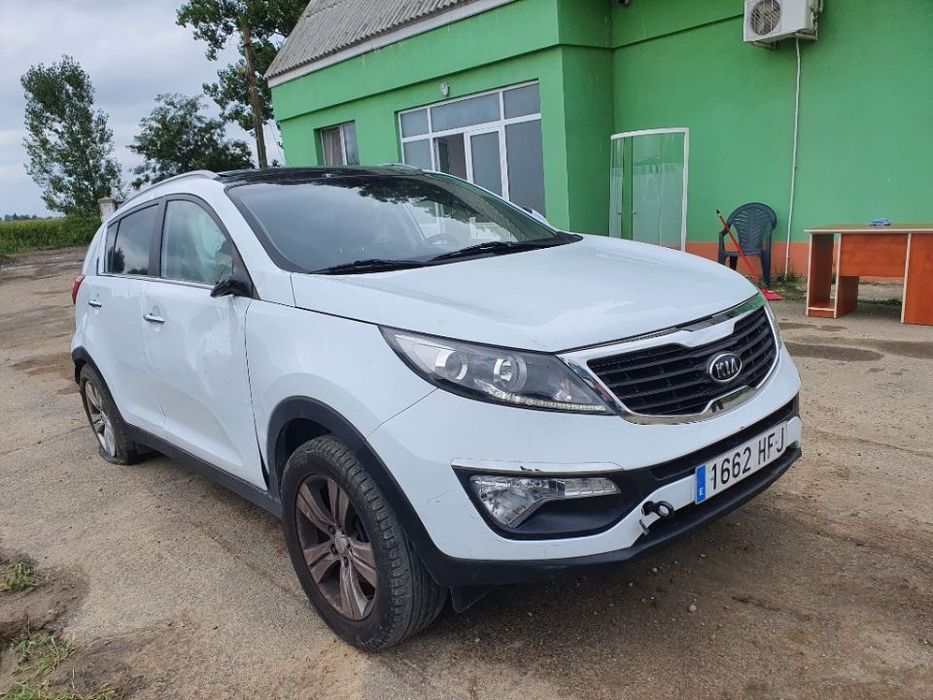 Dezmembrez Kia sportage 2 an 2013motor 1.7 crdi 85KW 116CP D4FD cutie de viteze manuala 6+1 trepte
