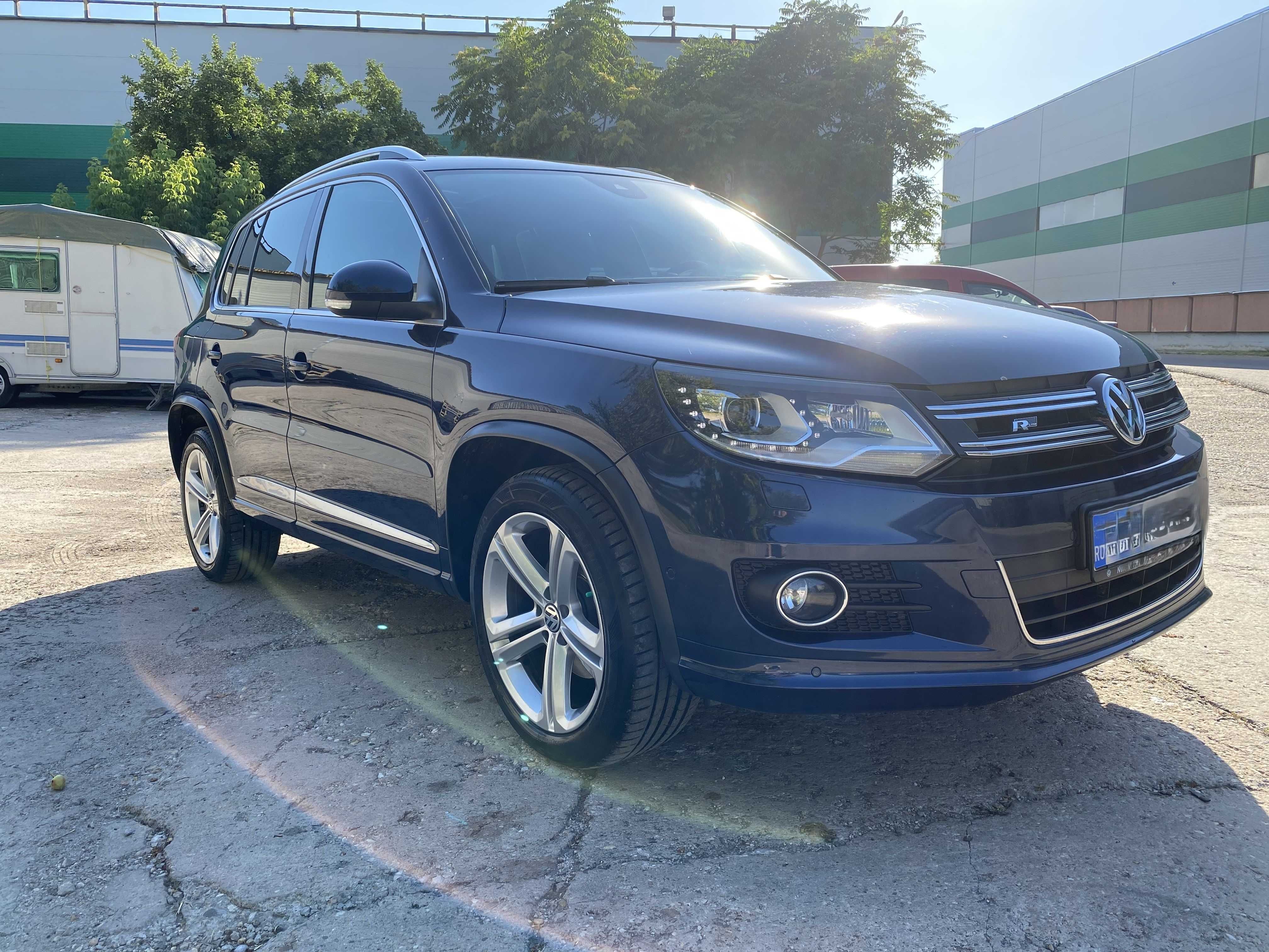 VW Tiguan 2.0 TSI R-Line 4Motion DSG Sport Style