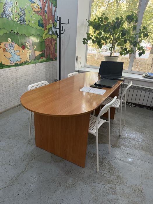 Продаётся стол в разобранном виде