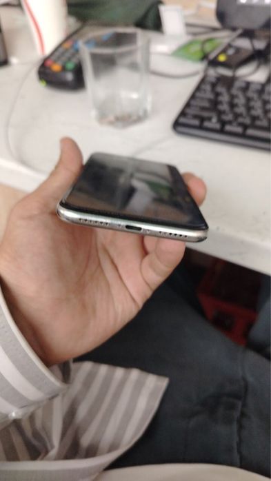 Iphone x srocno sotiladi