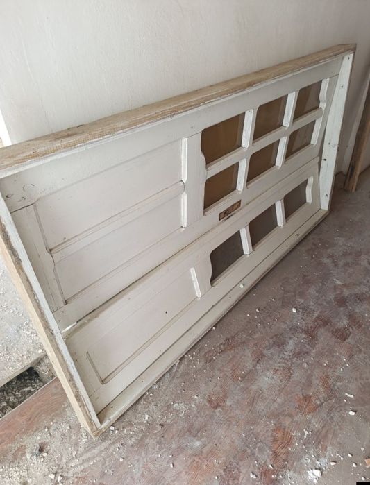 Eshik sotiladi, razmeri Boʻyi 2.05 eni 1.05