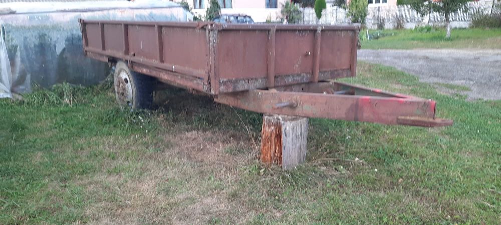 Remorca tractor pentru tractor