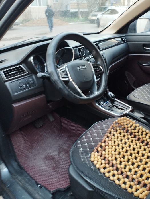 Продам чехлы б/у