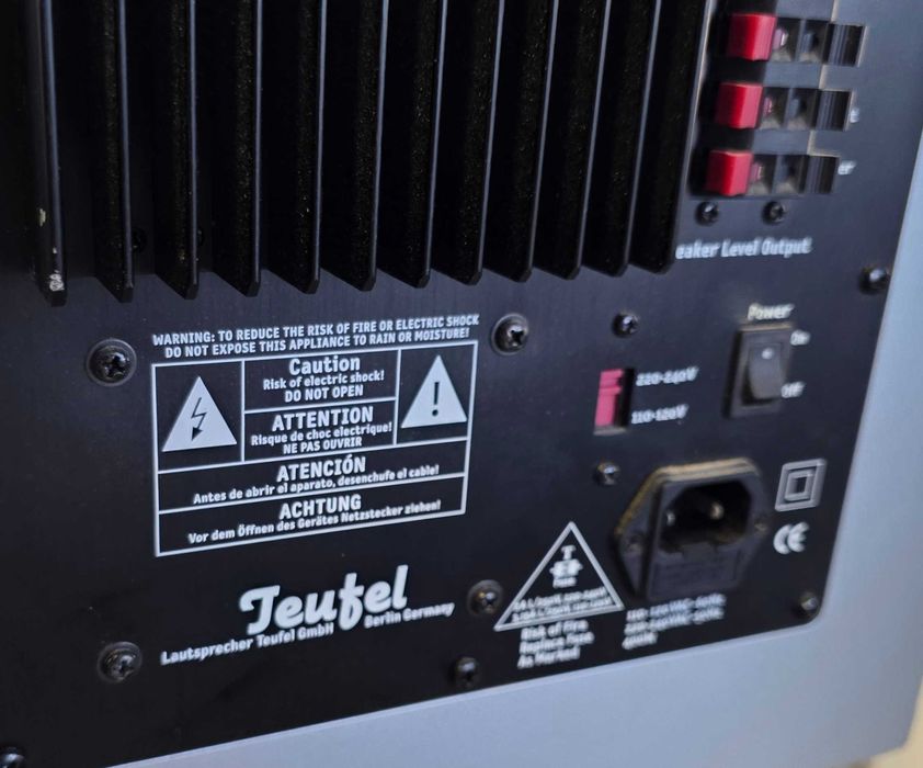 Subufer activ cu amplificare si iesire pt boxe Teufel
