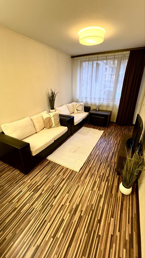 Продава се Двустаен апартамент в Банско - 56 кв.м за 1161 €/кв.м - Снимка #1