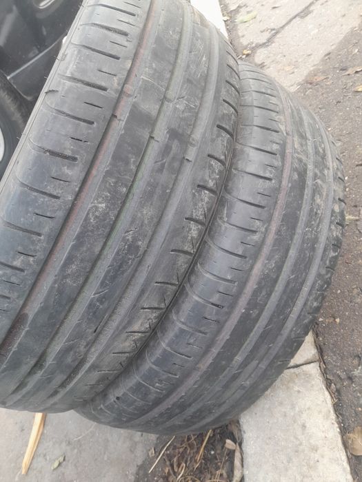 Продам комплект резины лето 185/60/R15 б/у