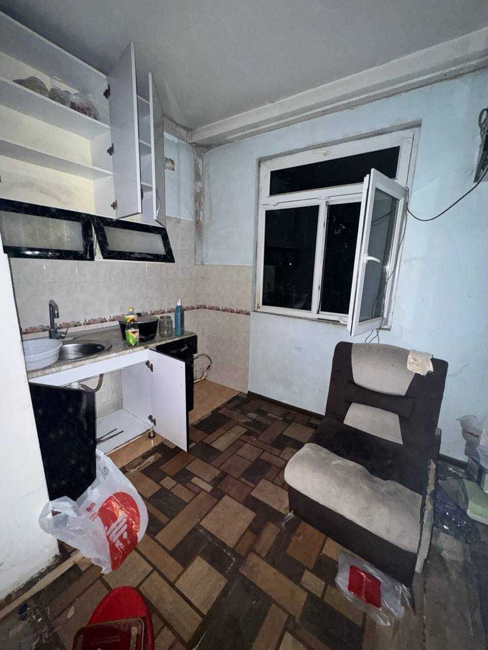 Квартира, 2-хонали, гишт, 4/4 кават. Чилонзор. келишамиз