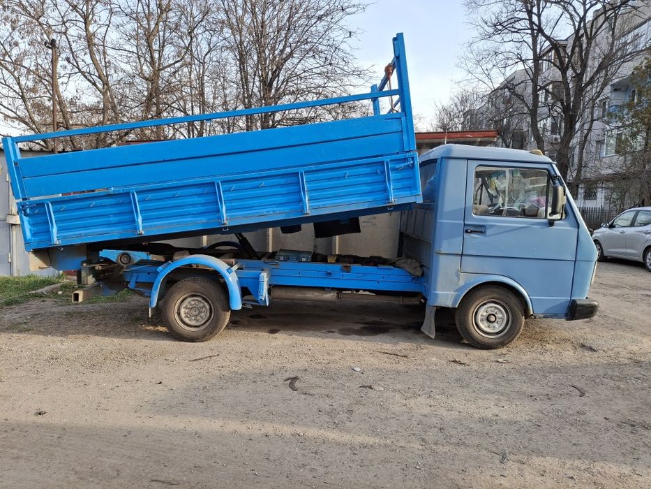 Vând autoutilitara basculanta volkswagen 3.5T
