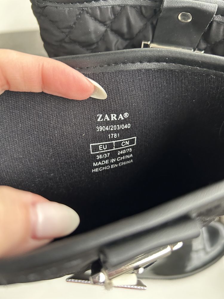 Дамски ботуши Zara