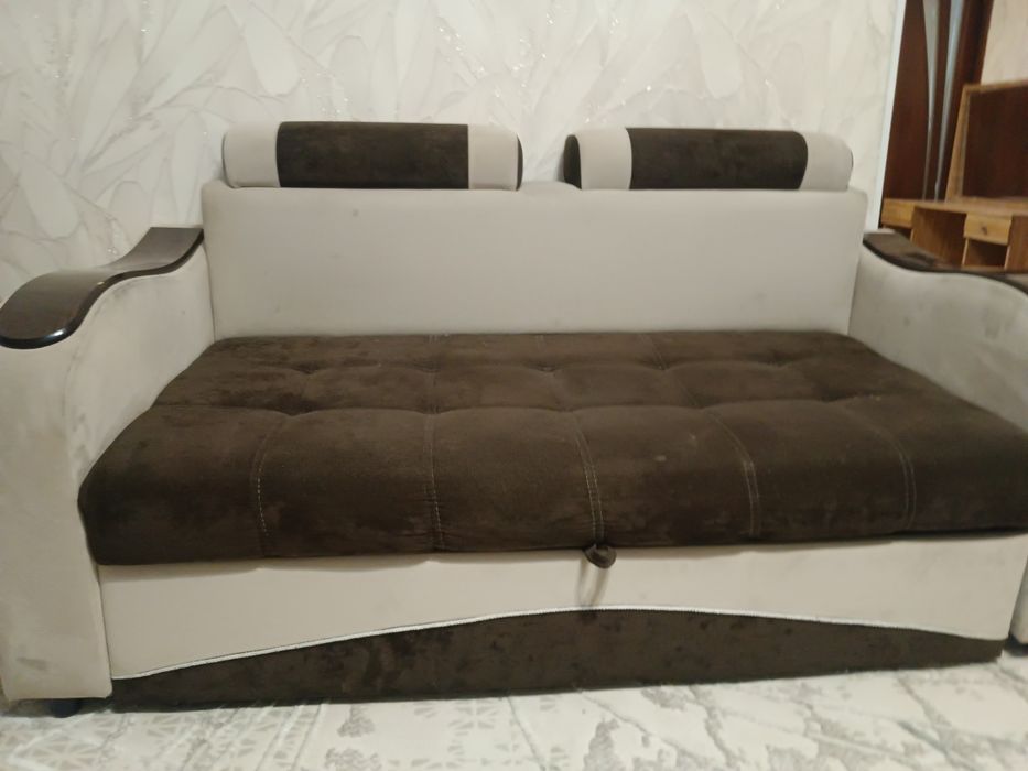 Диван сатылады Төле биде тұр