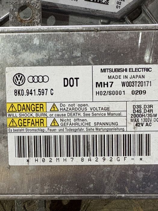 Audi A4 B8 Баласти Запалки десен фар би ксенон