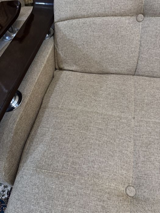 Диван для гостиной комнаты