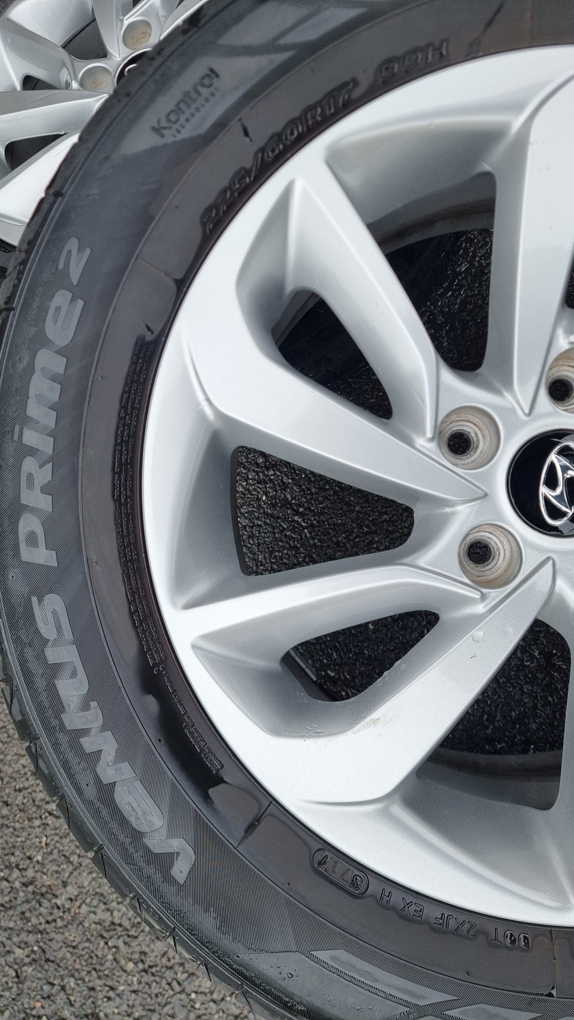 Jante aliaj Tucson Anvelope 225 60 r17 roti 5x114,3 Hyundai