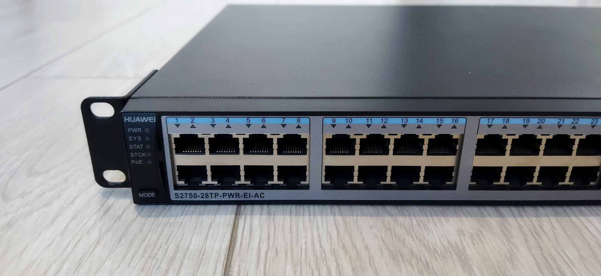 Сетевой управляемый коммутатор Huawei S2750-28TP-PWR-EI-AC Ethernet
