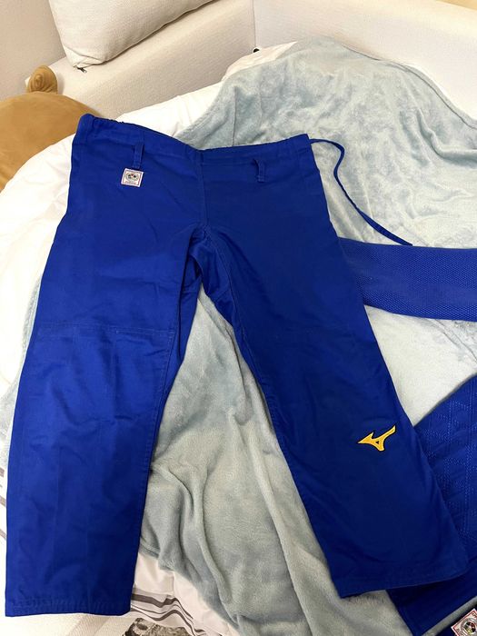 Оригинальное Новое Кимоно Мизуно (Mizuno) для дзюдо 170 размер