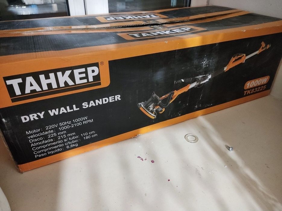 Жирав брал для дома и на будущее! пылесос турбина! Двойная подсветка