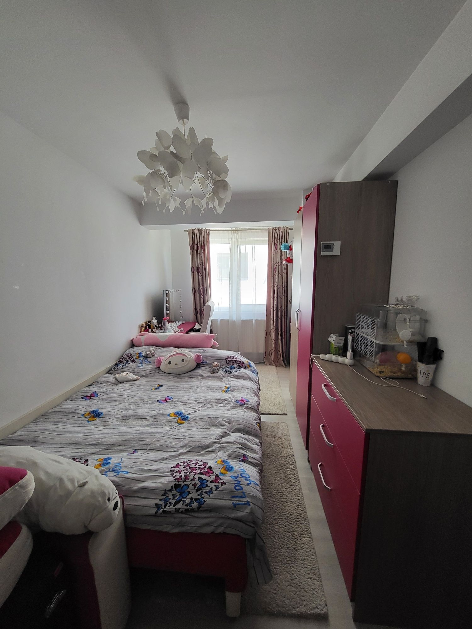 Apartament 3 camere si loc parcare