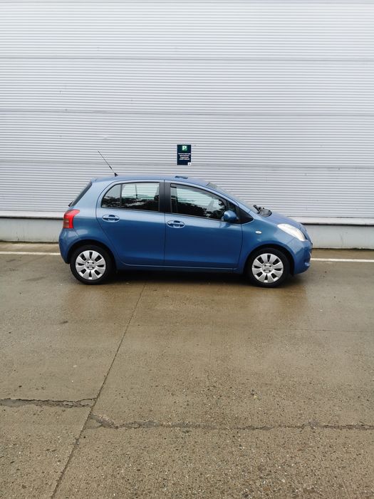 VÂND Toyota Yaris