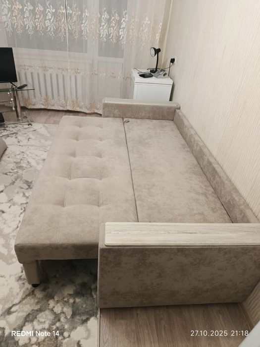 Продам диван почти новый