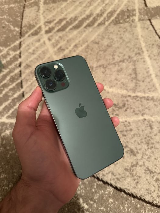 Vand iPhone 13 PRO MAX impecabil Verde