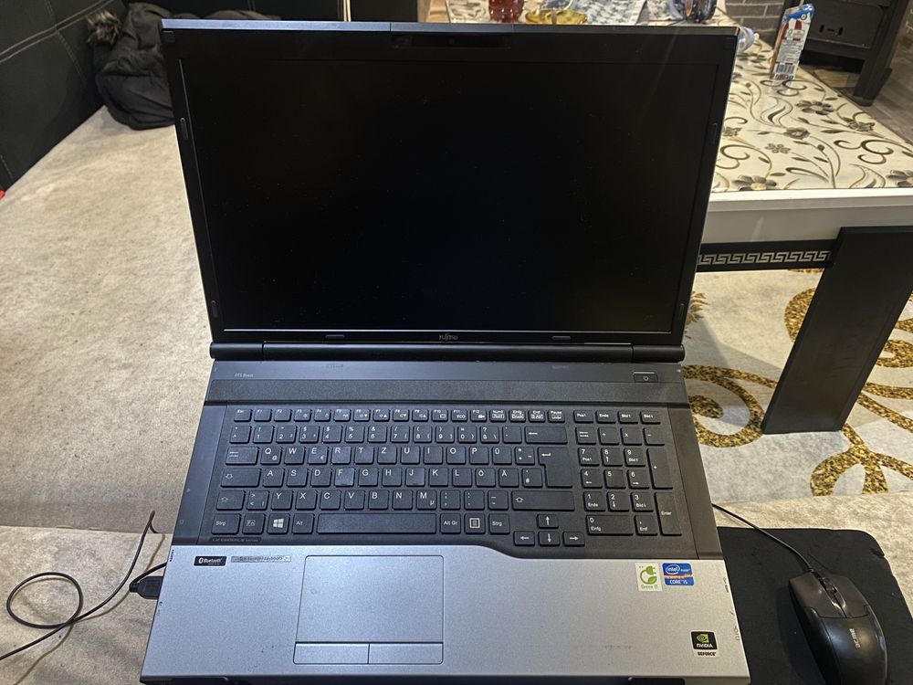 Fujitsu LIFEBOOK N532