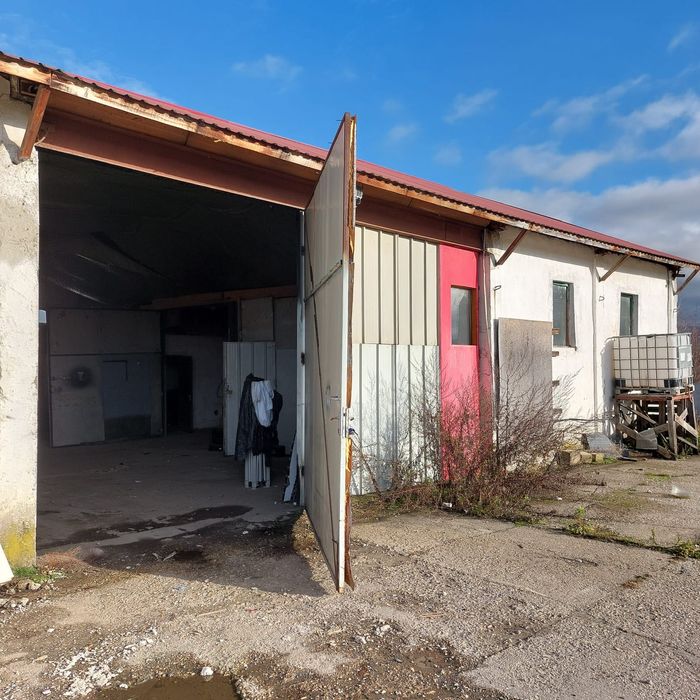 Hala De Inchiriat Baia Mare 370m