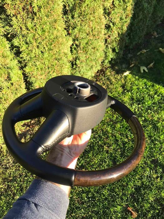 Махагонов волан за Audi A4 A6 A8