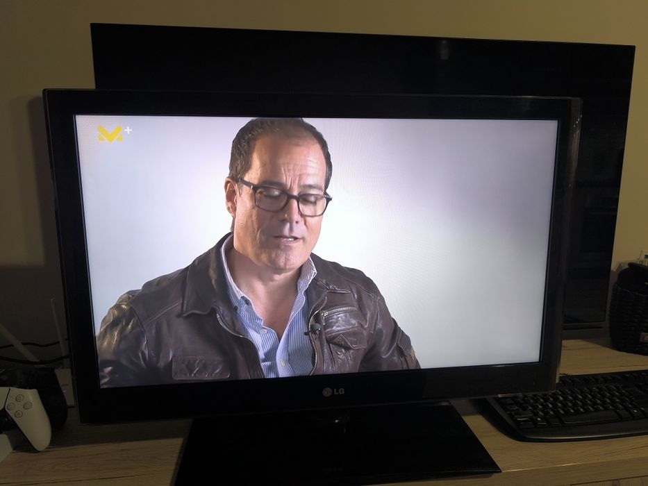 Телевизор LG 32 инча