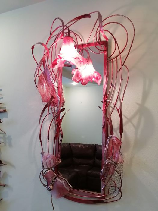 Set veioză înaltă cu picior și oglindă cu veioză