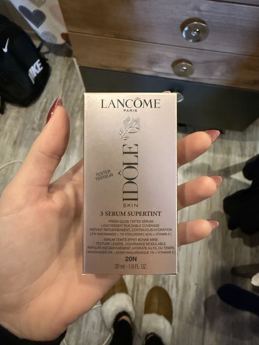 Lancome skin idole 3 serum supertint
